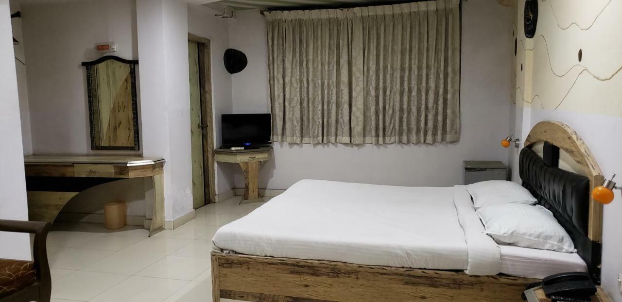 Sarovar Hotel Visakhapatnam Dış mekan fotoğraf